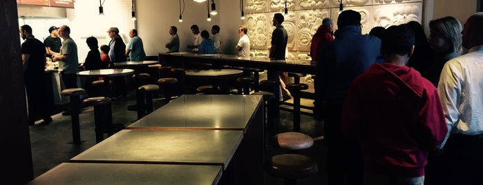 Chipotle Mexican Grill is one of สถานที่ที่ Steven ถูกใจ.