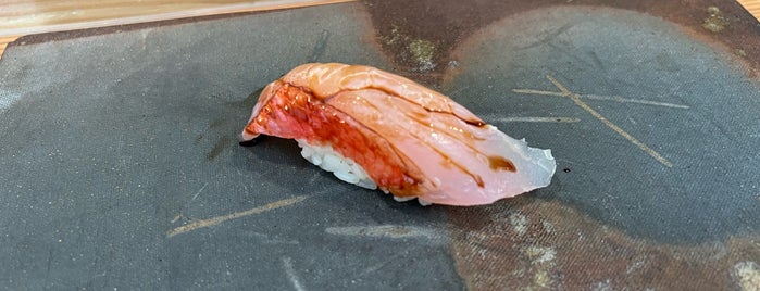 Sushi Takeda is one of Lugares guardados de naveen.