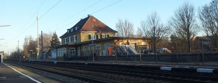 Bahnhof Karlsruhe-Knielingen is one of Bf's Baden (Nord).