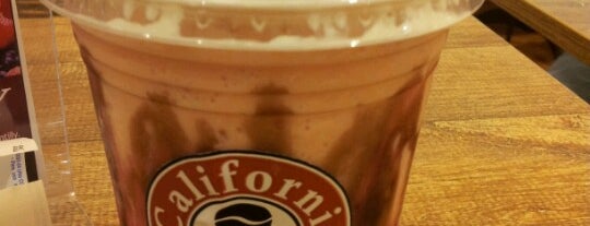 California Coffee is one of Robsonさんのお気に入りスポット.