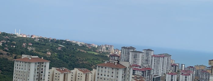 Kaşüstü Ak Center is one of Posti che sono piaciuti a Fatih.