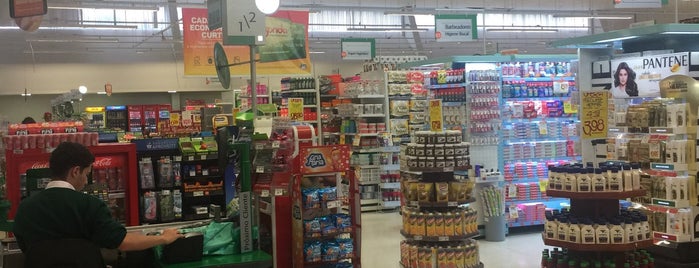Sonda Supermercado is one of BARBEARIA ROCKIXE.