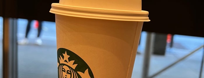 スターバックス is one of Every Starbucks in NYC.