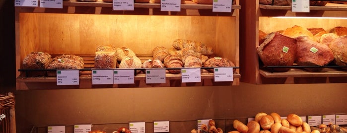 Bäckerei Neulinger is one of Tempat yang Disimpan ACHTUNG FUSSBALL™.
