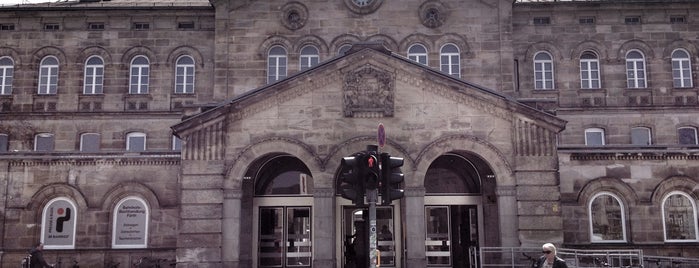 Fürth Hauptbahnhof is one of Official DB Bahnhöfe.