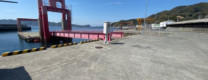 中島汽船 元怒和港フェリー発着所 is one of フェリーターミナル Ferry Terminals in Western Japan.