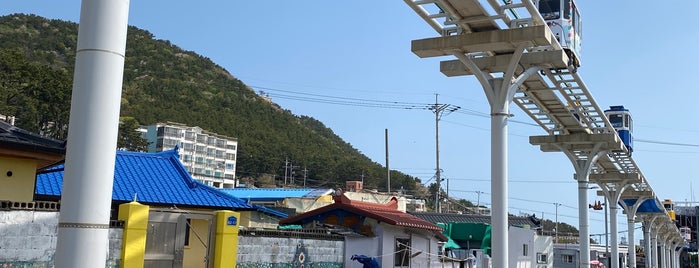 해운대블루라인파크 청사포정거장 is one of Visited-Korea.