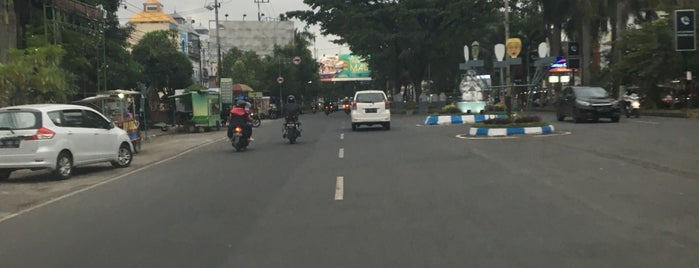 Jalan Soekarno Hatta is one of Daftarku.