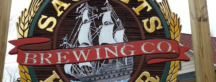 Sackets Harbor Brewing Company is one of Lugares favoritos de Red & Brown.