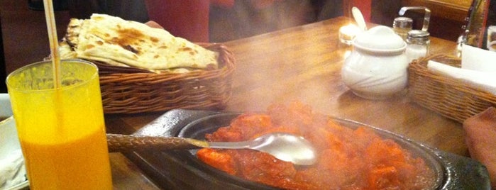 Tandoor Palace is one of Taste of India in Warsaw.