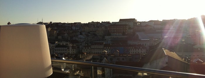 RoofTop Hotel Mundial is one of Lisbon ToDo | Drinks.