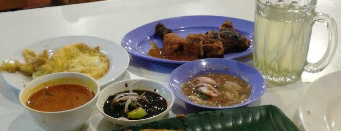 Ikan Bakar Umbai is one of Makan @ Shah Alam/Klang #1.