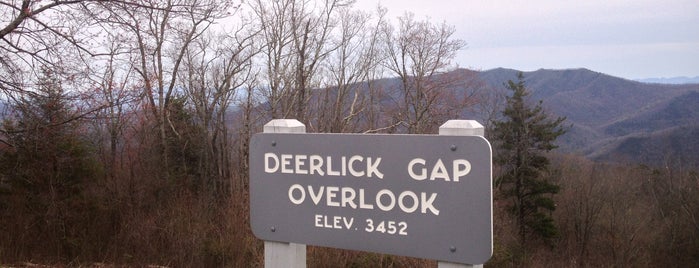 Deerlick Gap Overlook is one of Along the Blue Ridge Parkway.