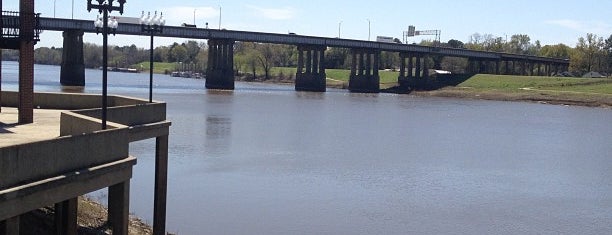 Ouachita River is one of Funroe.