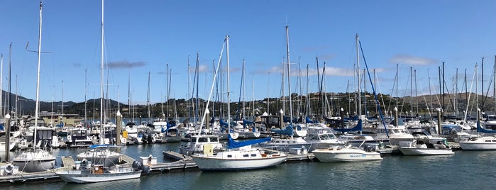 Clipper Yacht Harbor is one of Favorite Beachy Places.