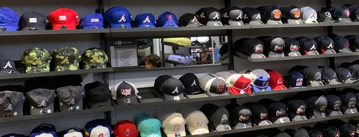 Braves MLB Shop is one of Lugares favoritos de Kurt.
