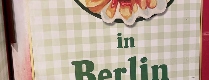 Witty's Bio-Currywurst is one of Ich bin ein Berliner.