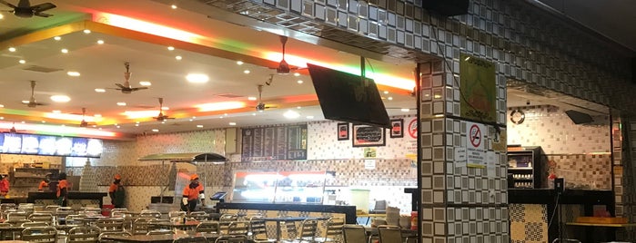 Restoran Al-Falah is one of Orte, die Jonathan gefallen.