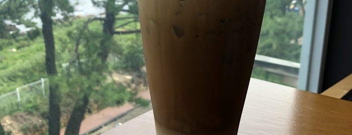 Angel-in-us Coffee is one of 부산광역시 송정동/기장군.