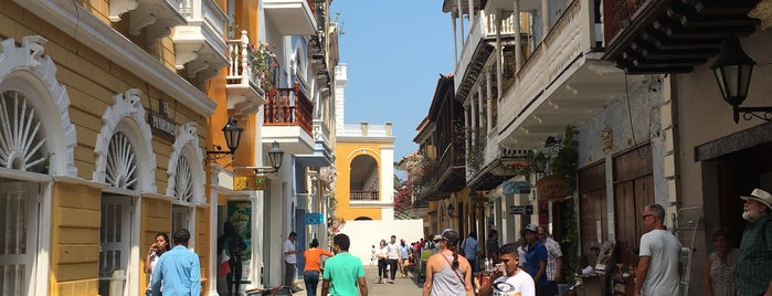 Centro Histórico de Cartagena / Ciudad Amurallada is one of Locais curtidos por David.