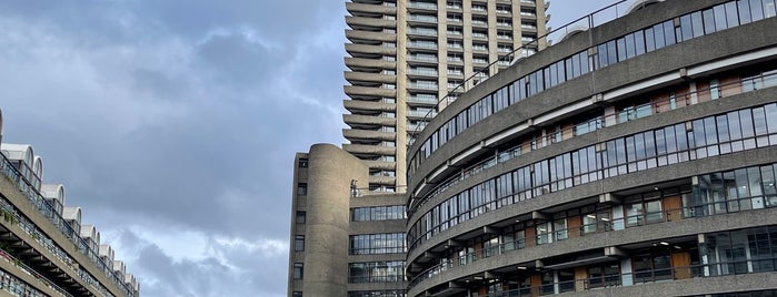 Barbican Estate is one of London Architecture.