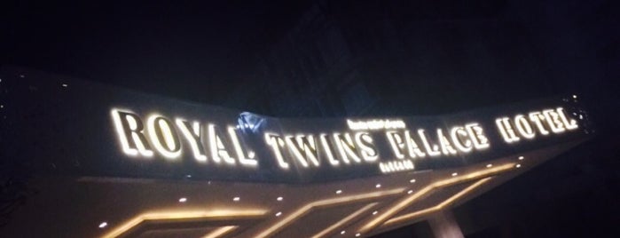 Royal Twins Palace Hotel is one of Posti che sono piaciuti a Викос💣.