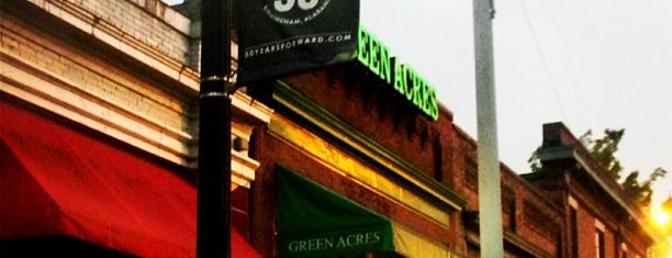 Green Acres Cafe is one of Locais curtidos por Shayla Lauren.
