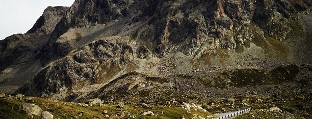 Julierpass is one of Traversata delle Alpi.