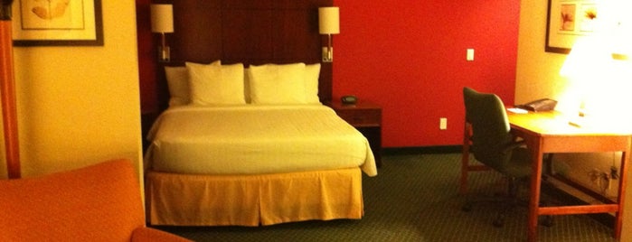 Residence Inn by Marriott Long Beach is one of Lugares favoritos de Mark.