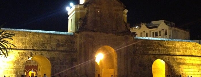 Torre del Reloj is one of Cartagena.