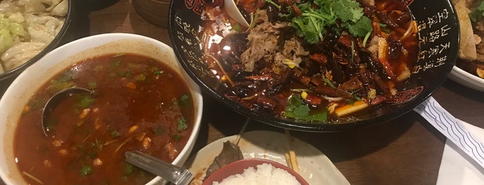 Uncle Luoyang Sushi & BBQ is one of Posti che sono piaciuti a Caroline.