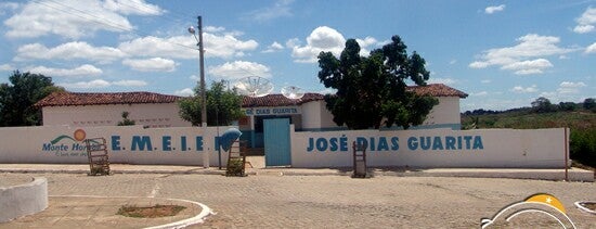 Escola José Dias Guarita is one of meus locais.