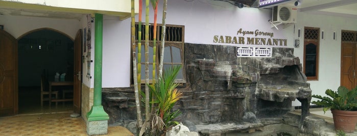 Rumah Makan Sabar Menanti is one of Have Been Here.
