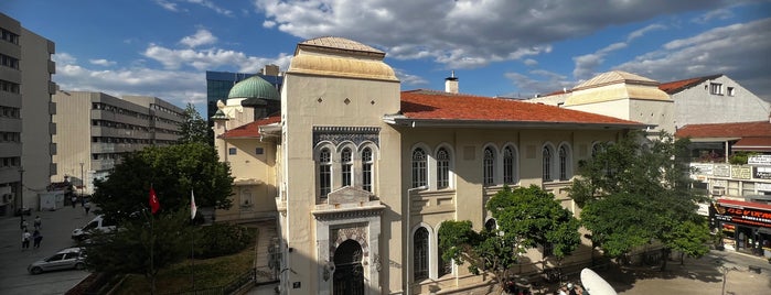 Milli Kütüphane is one of İzmir ve çevresi.