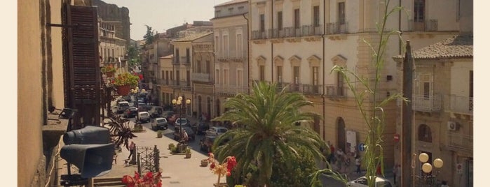 Municipio di Mazzarino is one of Mazzarino.