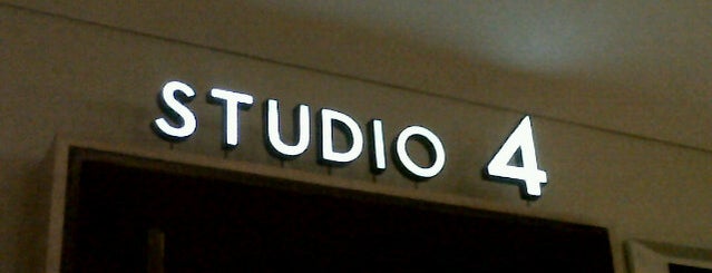 Studio 21 is one of Top 10 favorites places in Samarinda.