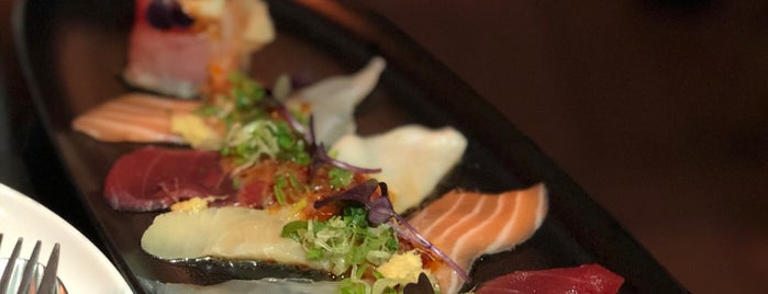 Osaka Sushi Lounge is one of Mil e Uma Viagens'in Kaydettiği Mekanlar.