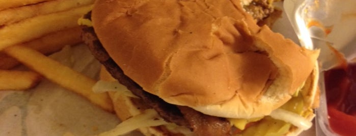 Blake's Lotaburger is one of Lugares favoritos de Andy.