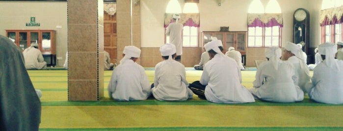 Masjid Hashimiah is one of Masjid & Surau,MY #6.