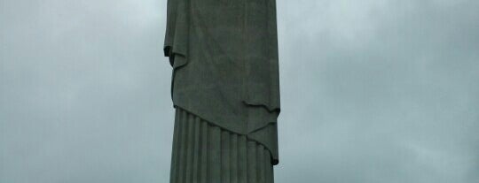 Cristo Redentor is one of New 7 Wonders.