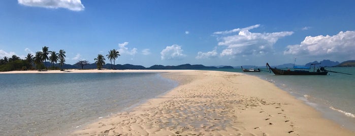 Laem Had Beach is one of Zerrin : понравившиеся места.