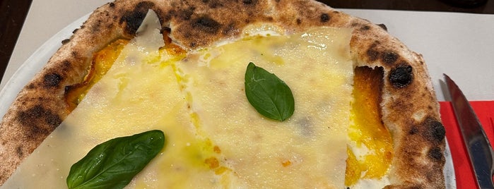 Schitticchio Pizzeria is one of Ortigia.