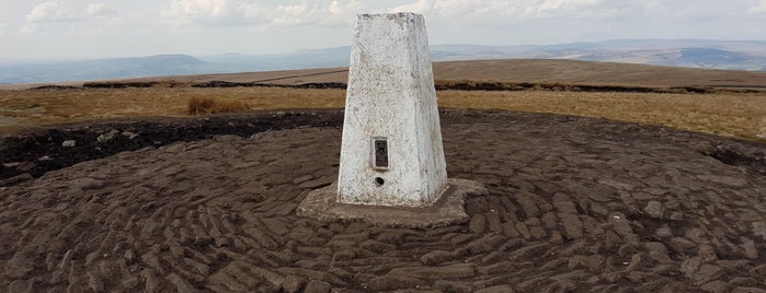 Pendle Hill is one of Historic Sites of the UK.