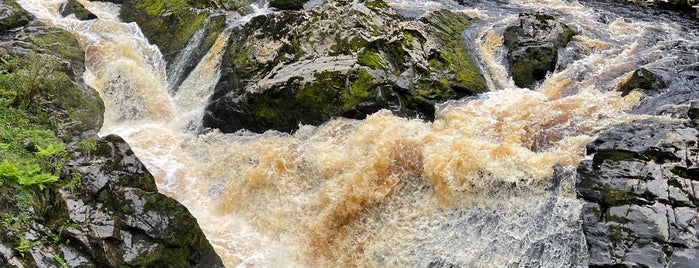 The Falls Of Feugh is one of Posti che sono piaciuti a Joscha.