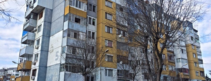 ж.к. Братя Миладинови is one of สถานที่ที่ Anastasiya ถูกใจ.
