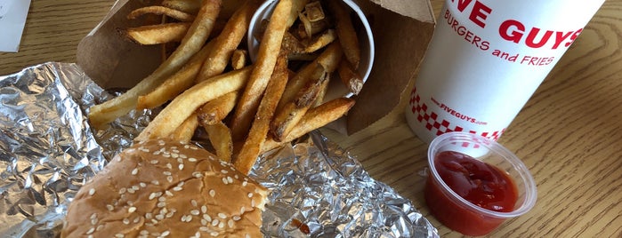 Five Guys is one of Dianey’s Liked Places.