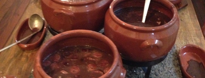 Feijoada da Lana is one of Anthony Bourdain: The Layover.