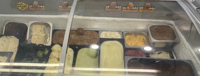 Scoopp is one of BKK_Ice-cream.