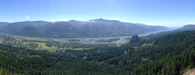 Hamilton Mountain Trailhead is one of Weekends.