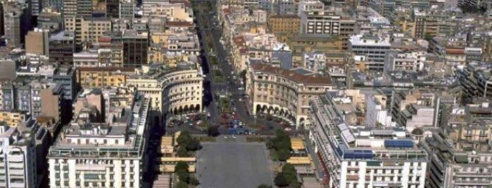 Aristotelous Square is one of i have been there.